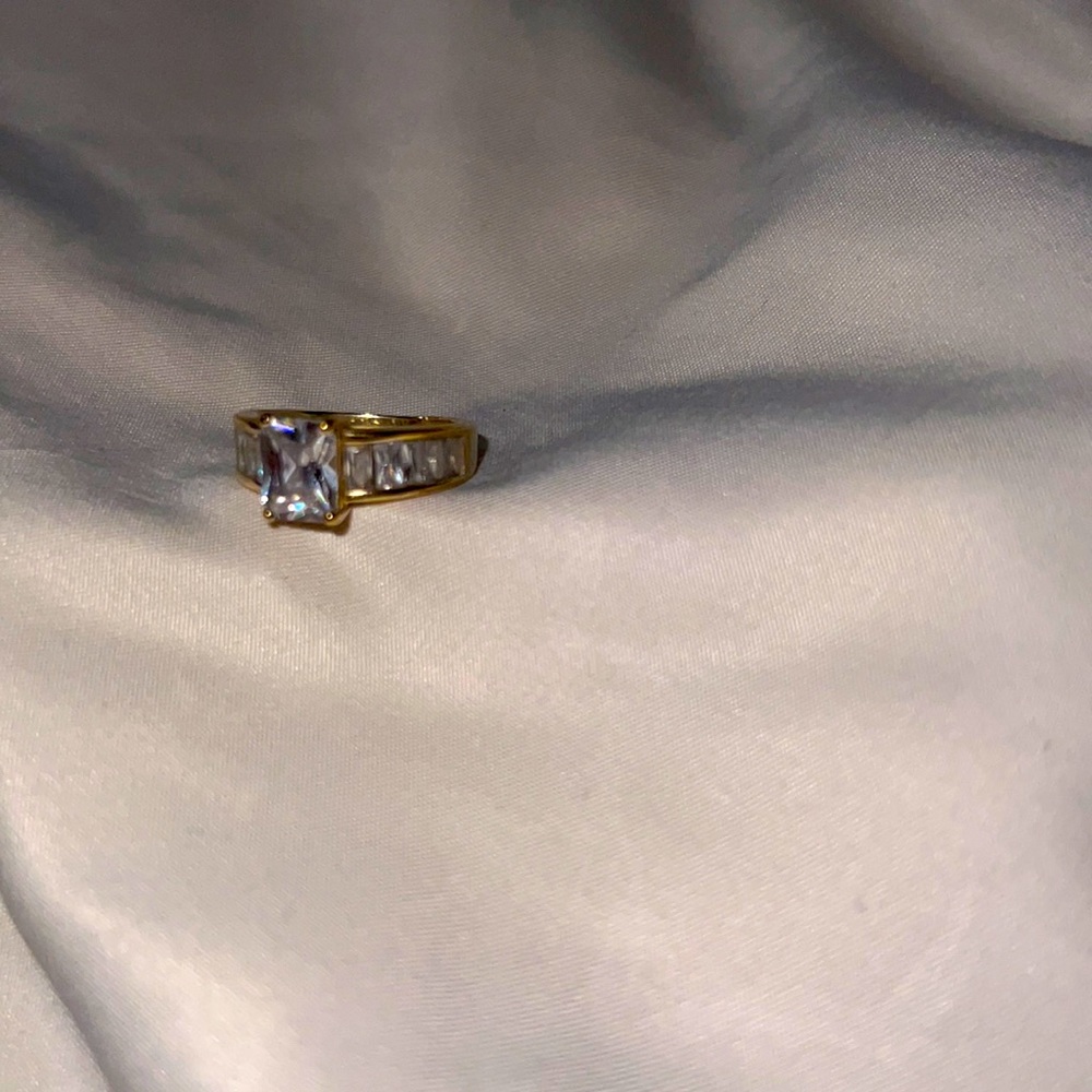 WEDDING RING